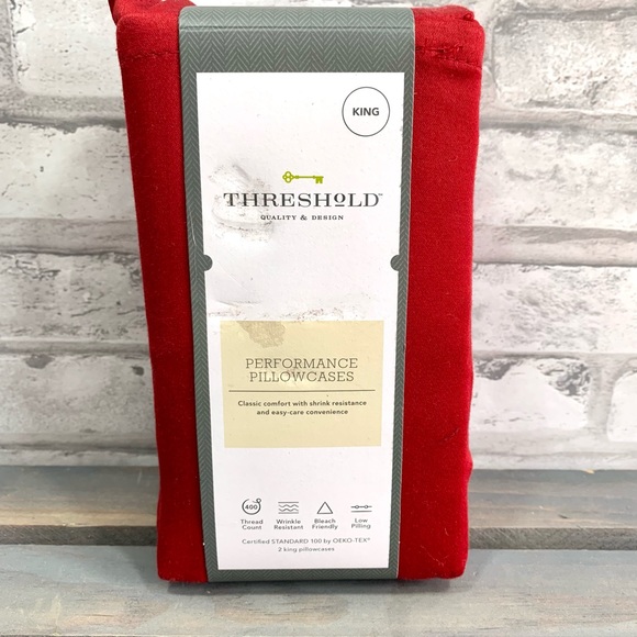 Threshold Bedding Threshold Red Performance Pillowcase Set 40 Tc